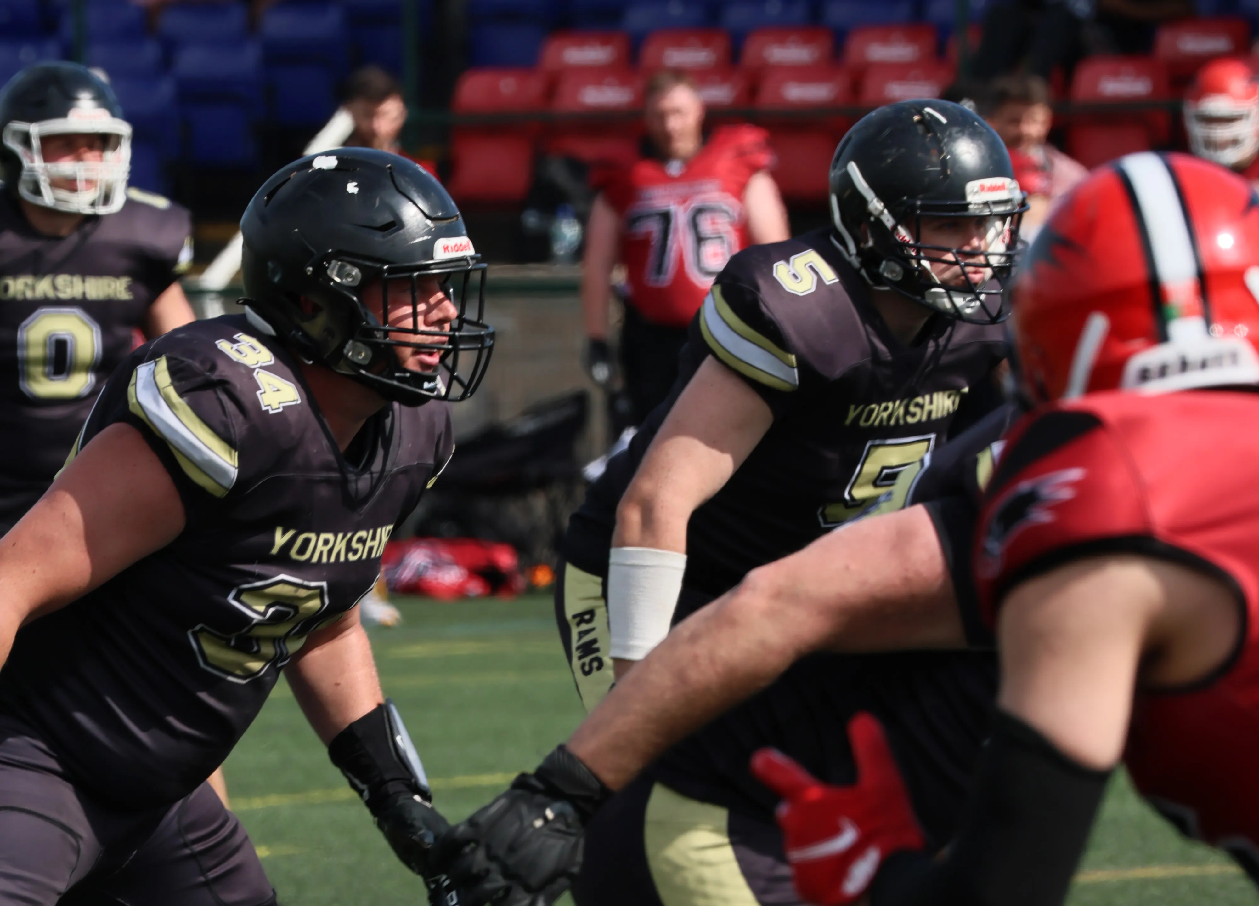 Linebackers Lewis Young and Matt Fox